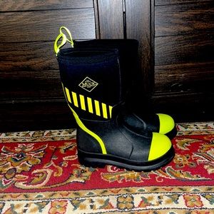 New! The muck boot company boots
